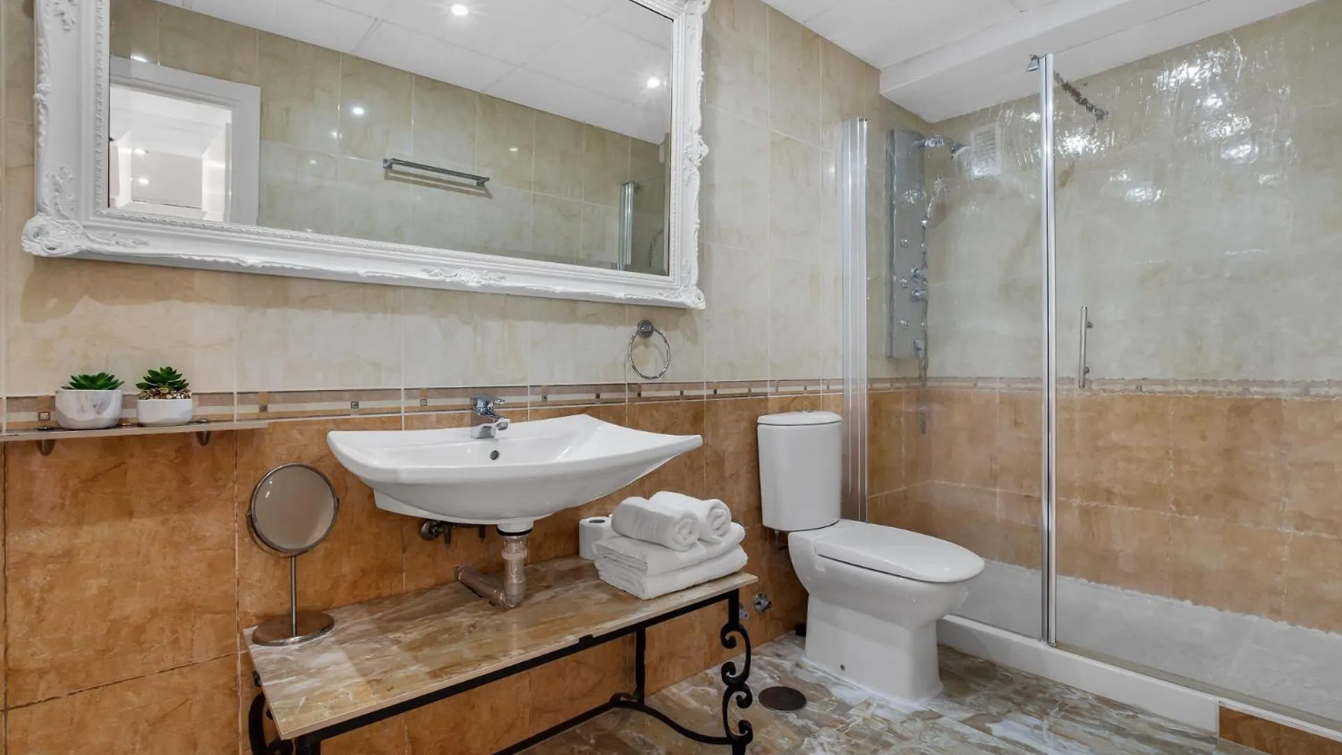 Casa Nogalera -Terraza - Wifi Apartment Torremolinos